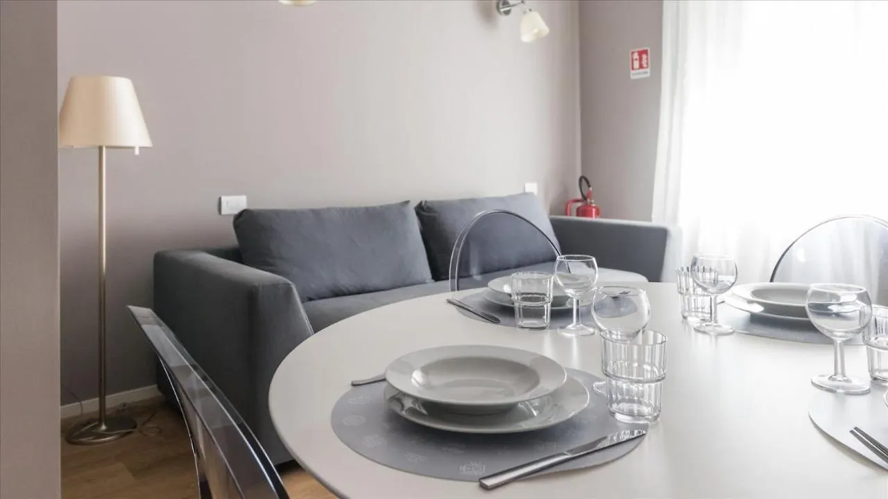 Freguglia 2 Apartment Milan