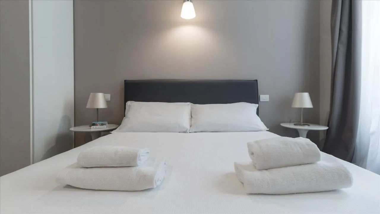 Freguglia 2 Apartment Milan